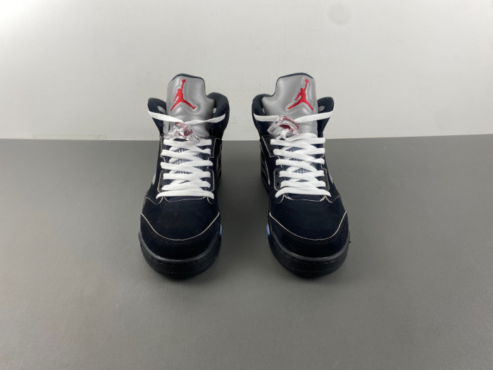 Air Jordan 5 “Black Metallic Reimagined” HF3975-001