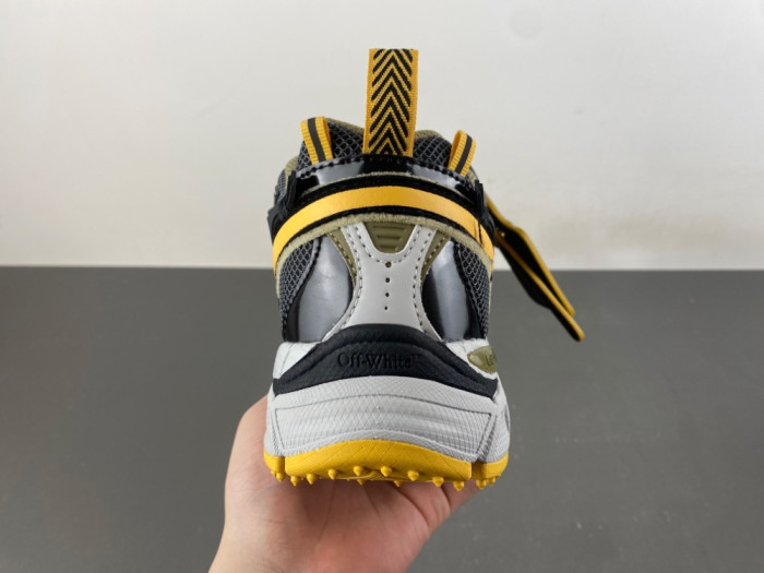 OFF-WHITE BE RIGHT BACK