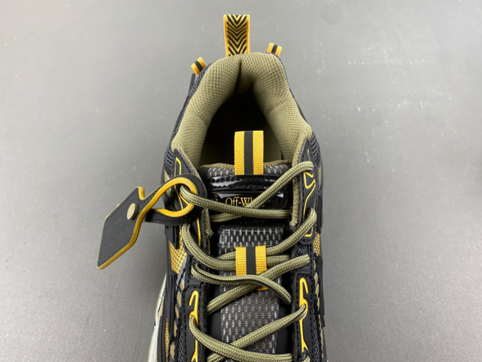 OFF-WHITE BE RIGHT BACK