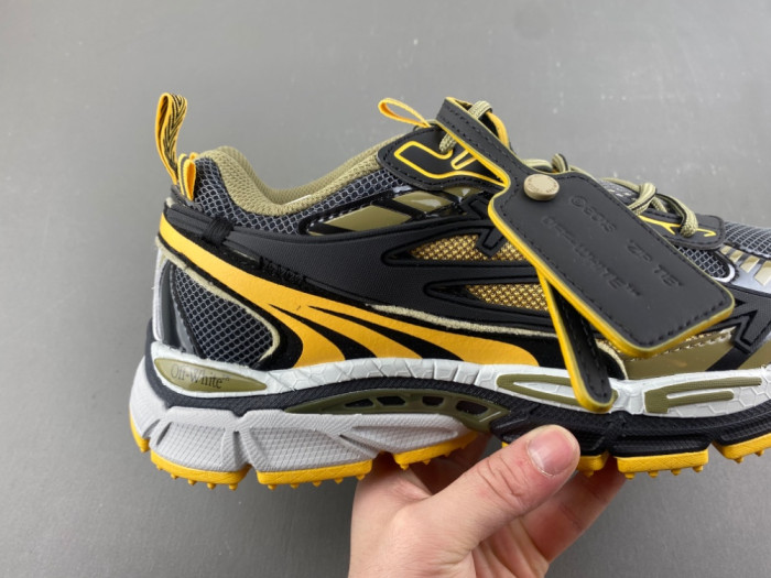 OFF-WHITE BE RIGHT BACK