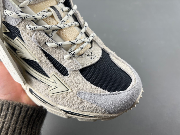 OFF-WHITE BE RIGHT BACK