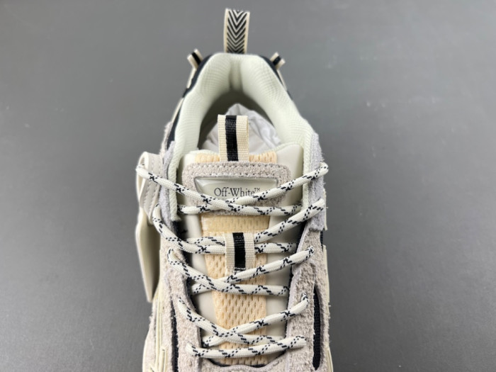 OFF-WHITE BE RIGHT BACK