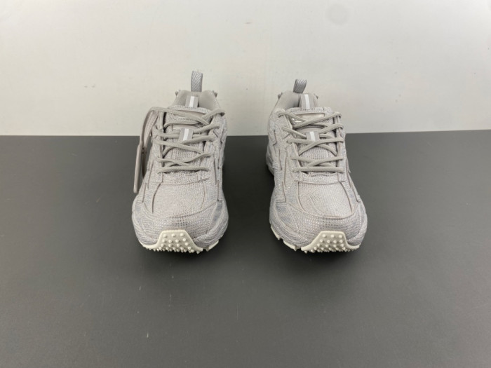 OFF-WHITE BE RIGHT BACK (crystal)