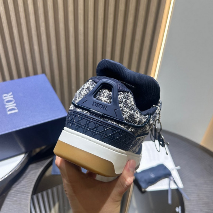 D1OR B9s SNEAKER