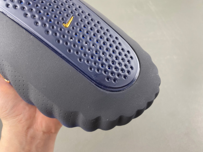Nike Mind 001 Slide