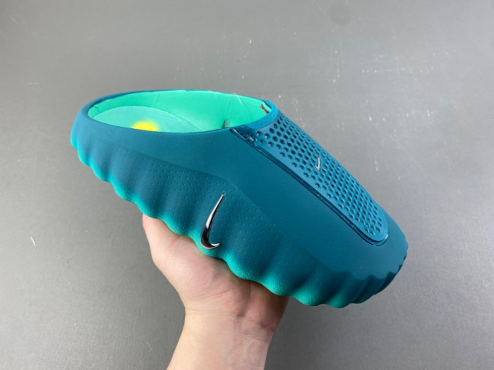 Nike Mind 001 Slide