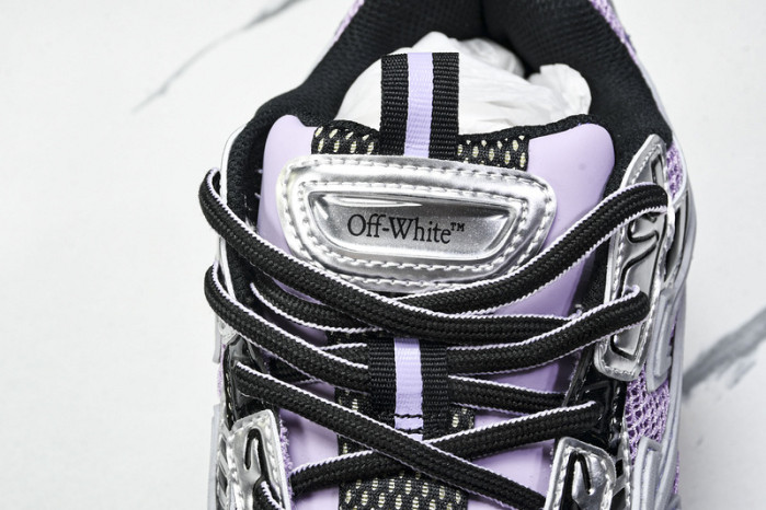 OFF-WHITE BE RIGHT BACK