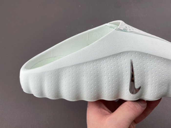 Nike Mind 001 Slide