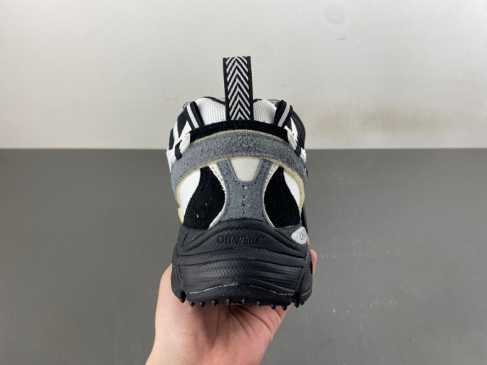 OFF-WHITE BE RIGHT BACK
