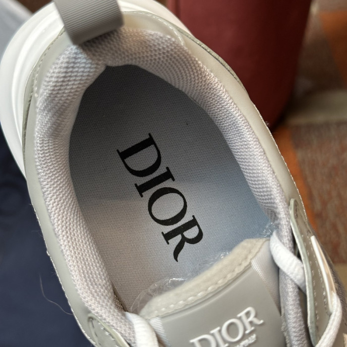 D1OR B25 RUNNER SNEAKER