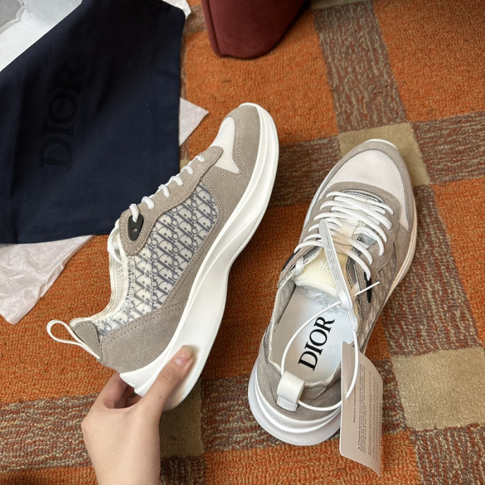 D1OR B25 RUNNER SNEAKER