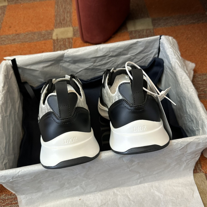 D1OR B25 RUNNER SNEAKER