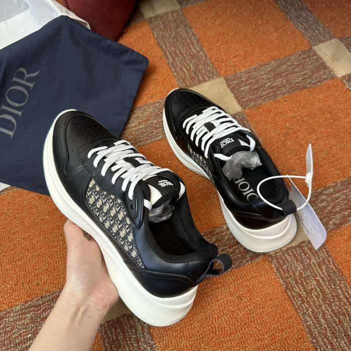 D1OR B25 RUNNER SNEAKER