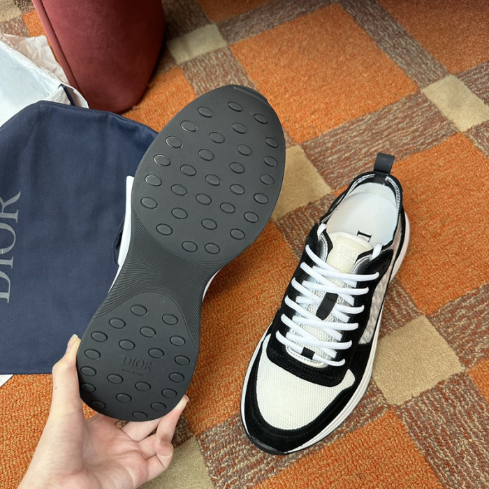 D1OR B25 RUNNER SNEAKER