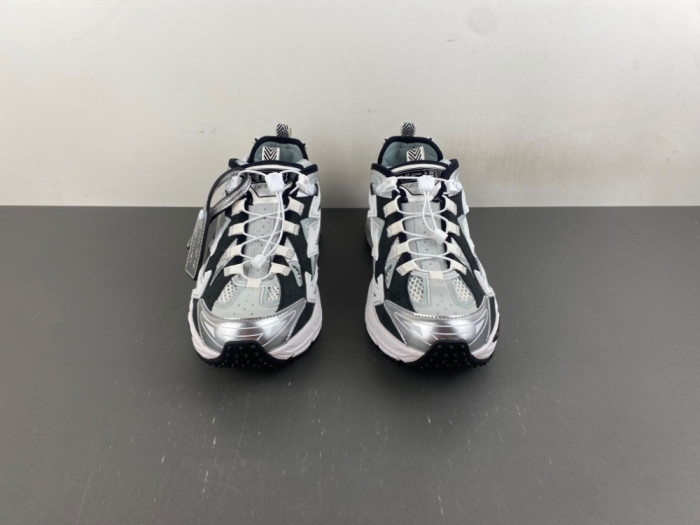 OFF-WHITE BE RIGHT BACK