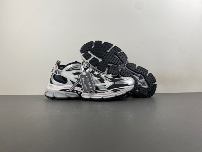 OFF-WHITE BE RIGHT BACK
