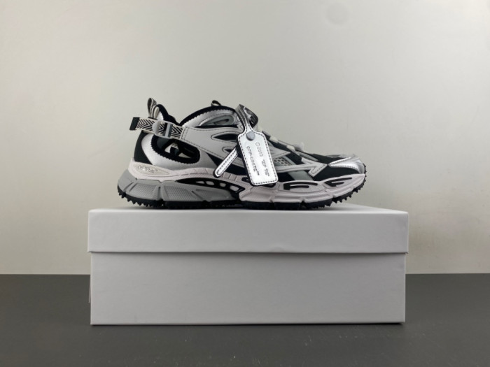 OFF-WHITE BE RIGHT BACK