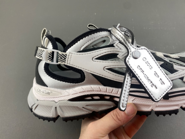 OFF-WHITE BE RIGHT BACK