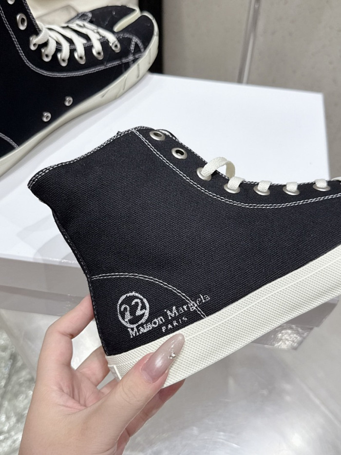 Ma1s0n M0rgiela Tabi