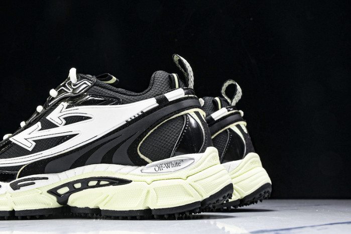 OFF-WHITE BE RIGHT BACK