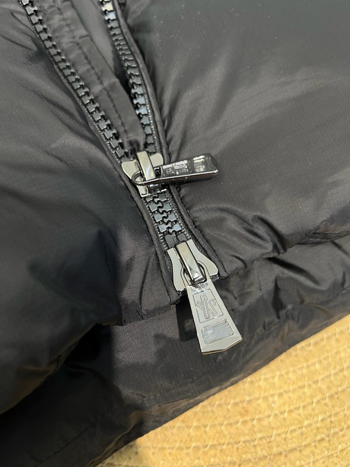 Mon*cler Puffer Jacket