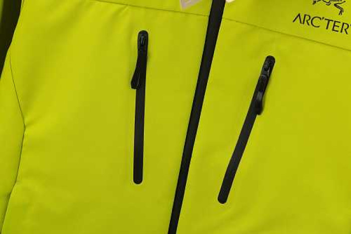 Arcteryx clothes