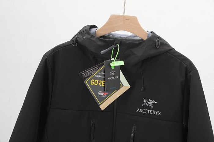 Arcteryx clothes