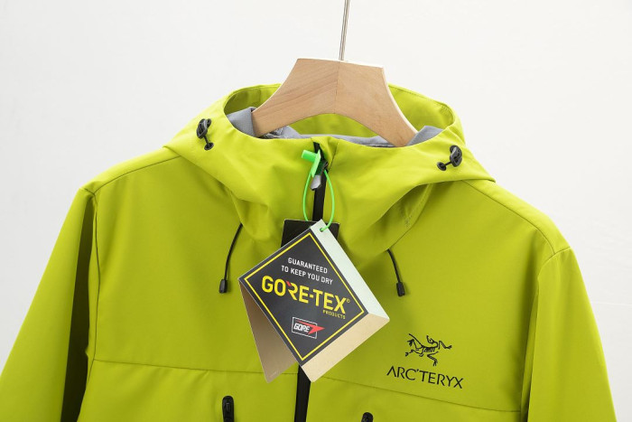 Arcteryx clothes