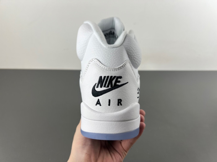 Air Jordan 5 “White Metallic” HQ7978-103