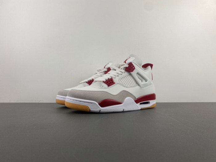 Jordan 4 Retro SB Varsity Red DR5415-106