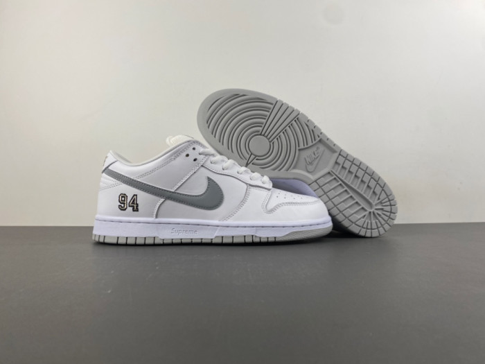 2025 Svp*me x nike dunk low sb hq8487-100