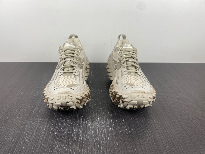 blc* defender sneaker