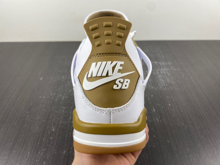 Nike SB x Air Jordan 4 customize