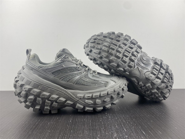 BLC* DEFENDER SNEAKER