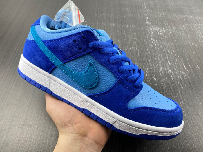 nike sb dunk low "blue raspberry" dm0807-400