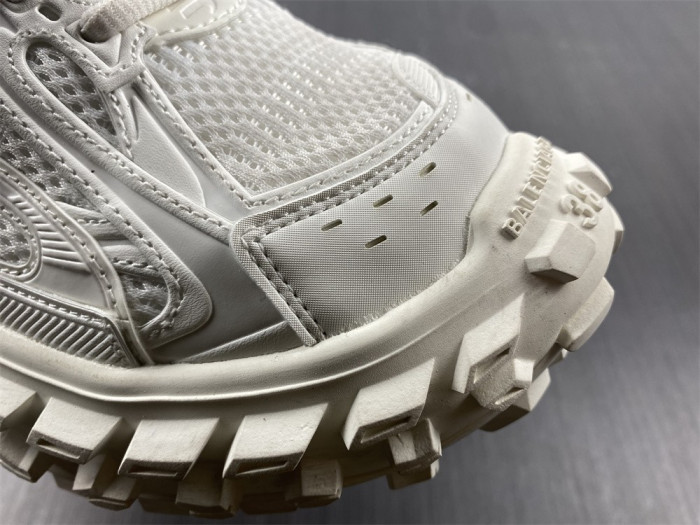 BLC* DEFENDER SNEAKER