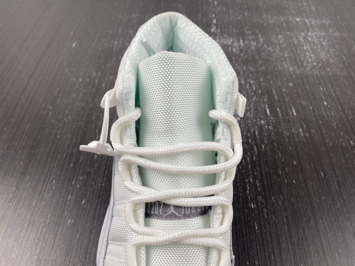 air jordan 11 retro 25th anniversary white / silver 408201-101
