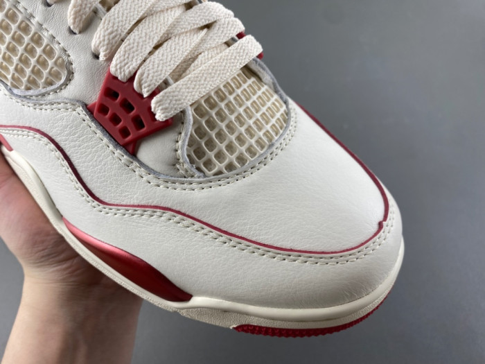 Jordan 4 Retro HV0823-108