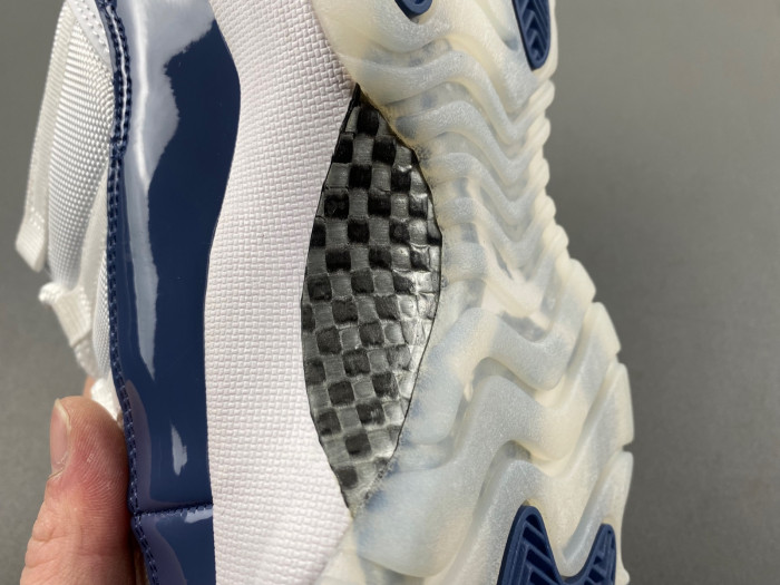 air jordan 11 low "diffused blue" fv5104-104