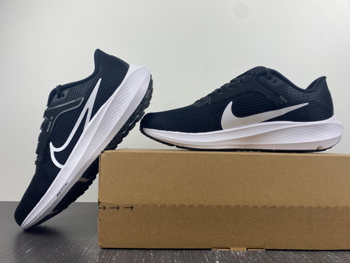 nike air zoom pegasus 40 wide 