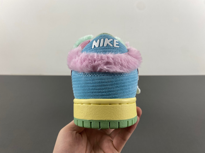 verdy x nike sb dunk low “visty” fn6040-400
