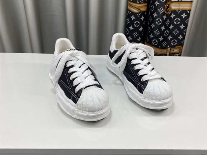 Ma*s*n mihara yasuhiro low-top sneakers mmy-023