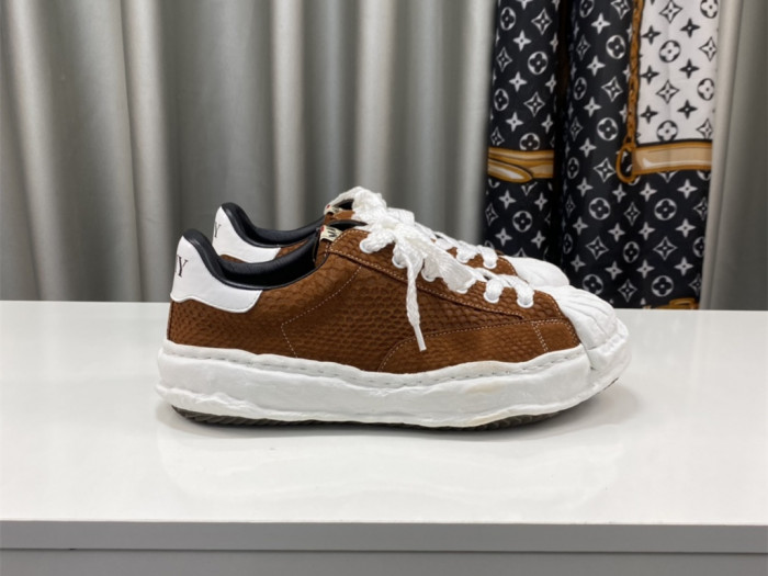 Ma*s*n mihara yasuhiro low-top sneakers mmy-028