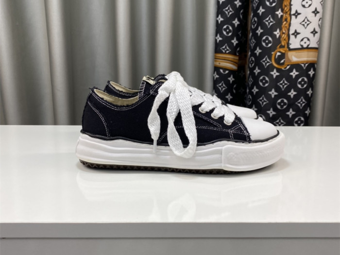 Ma*s*n mihara yasuhiro low-top sneakers mmy-030