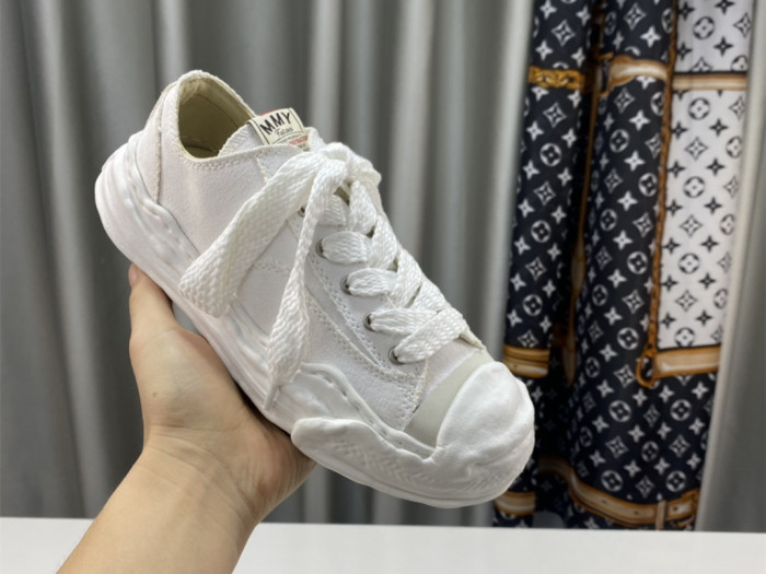Ma*s*n mihara yasuhiro low-top sneakers mmy-039