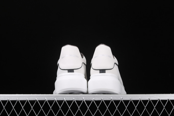 Mcqv*en oversized sneaker