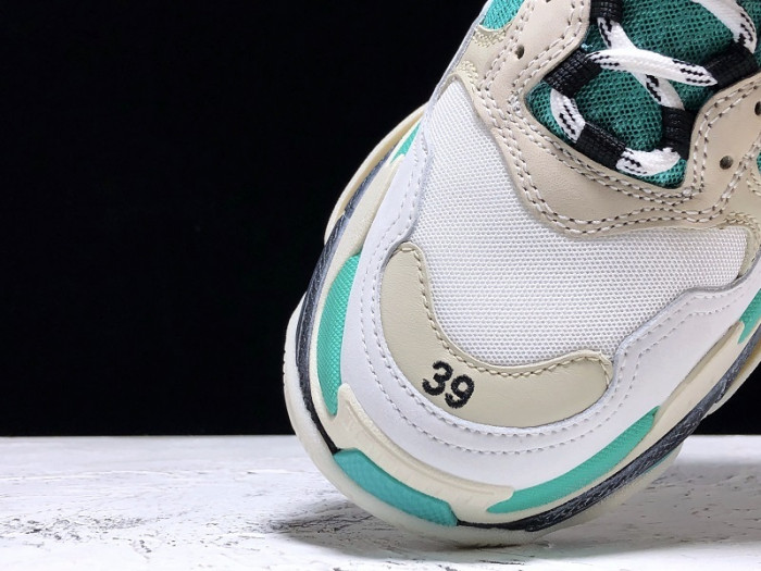 BLC* Triple S Trainer