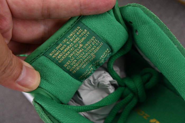 nike sb dunk low st. patrick