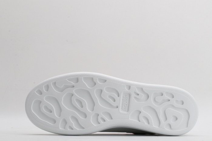 Mcqv*en oversized sneaker