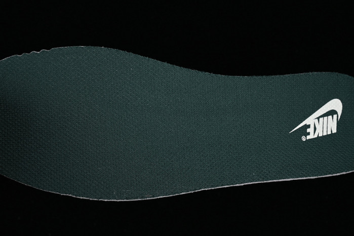 nike dunk low green snake fq8893-397